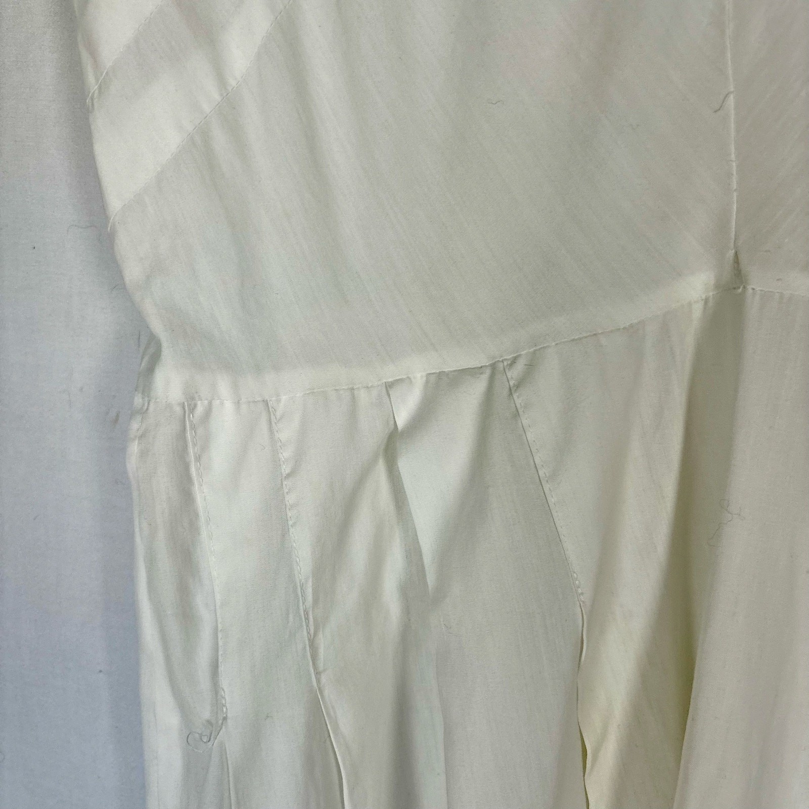 Vintage 1950s White Cotton Day Dress Crochet Trim Pleated Skirt Side Metal Zip