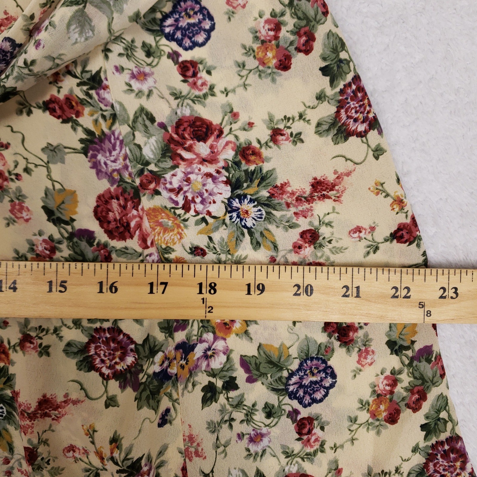 Kristy Michaels Vintage Floral Midi Dress Cream Short Flutter Sleeve Size 8