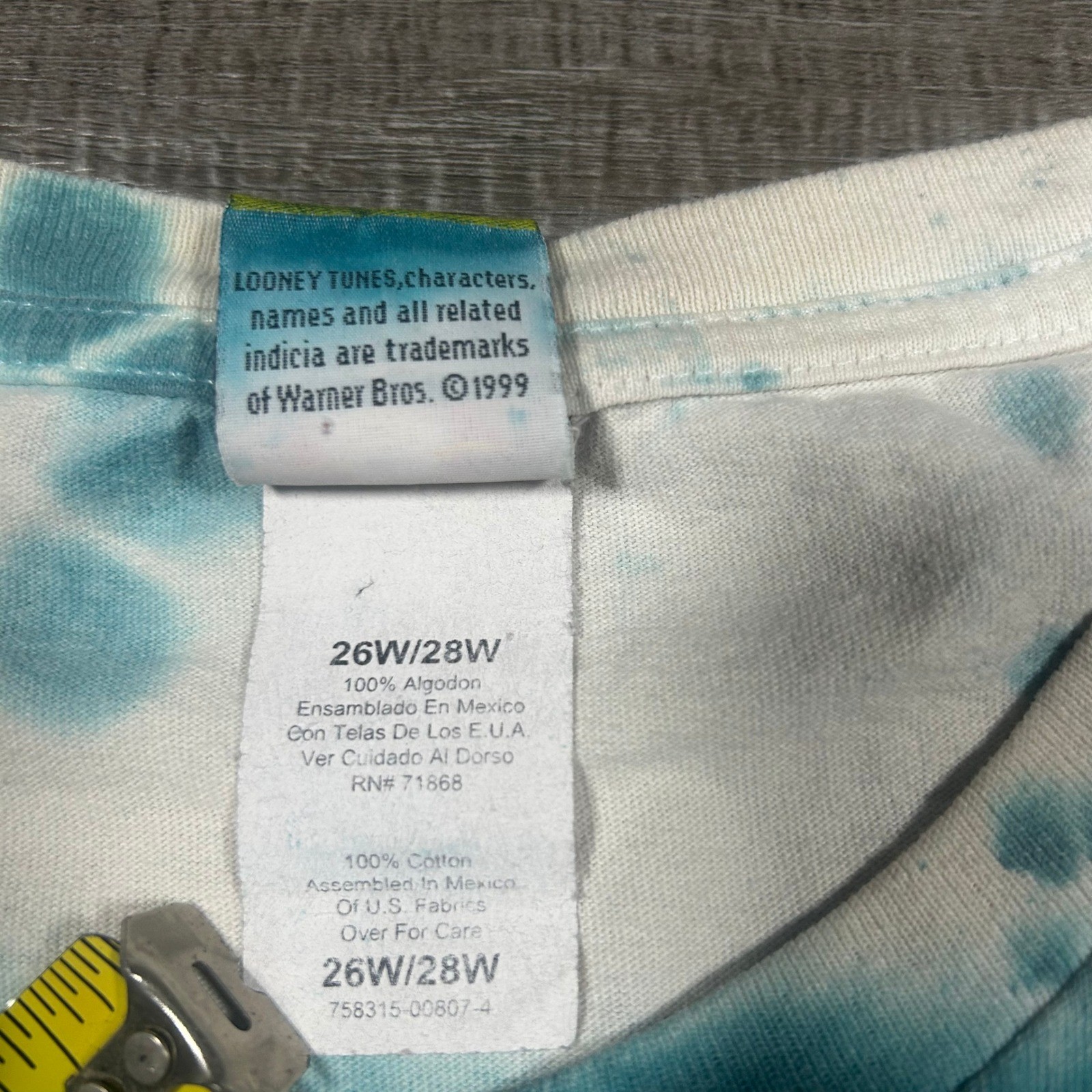 Vintage 1999 Looney Tunes Taz Tie Dye T-Shirt Stay Out Of My Way Teal 26W 28W