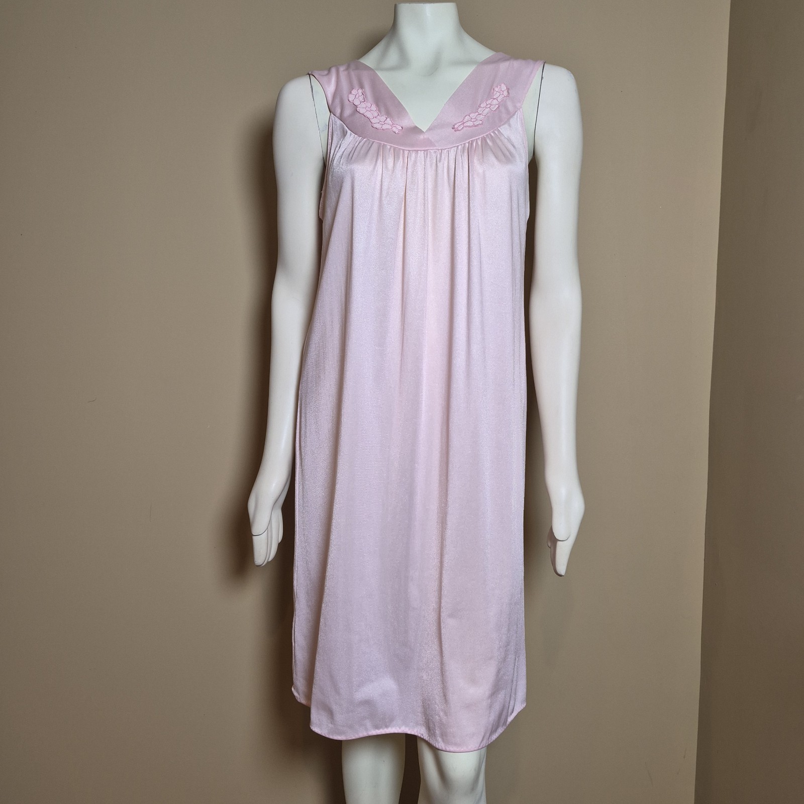 Vintage Avian Pink Nylon Nightgown Sleeveless Floral V-Neck Sleep Dress Medium
