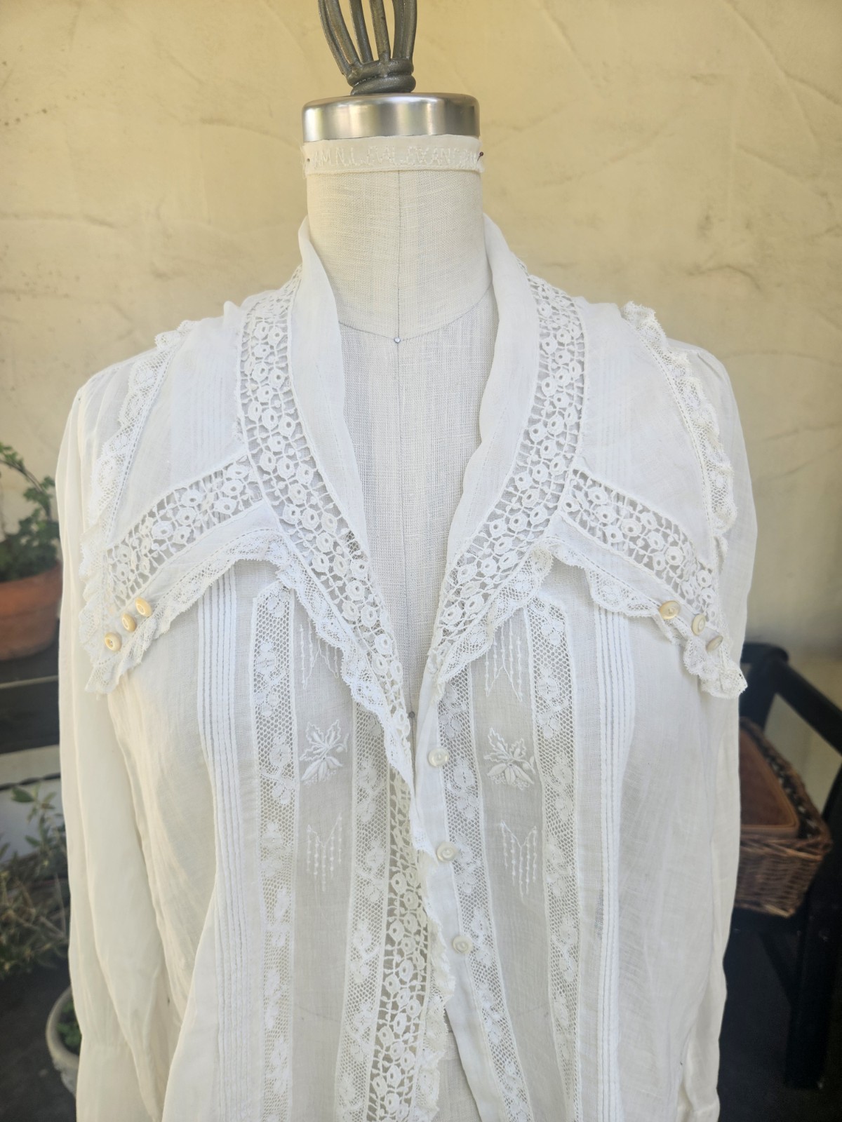 Antique 1900s Edwardian Cotton And Lace Button Up Blouse Delicate Pintucking…
