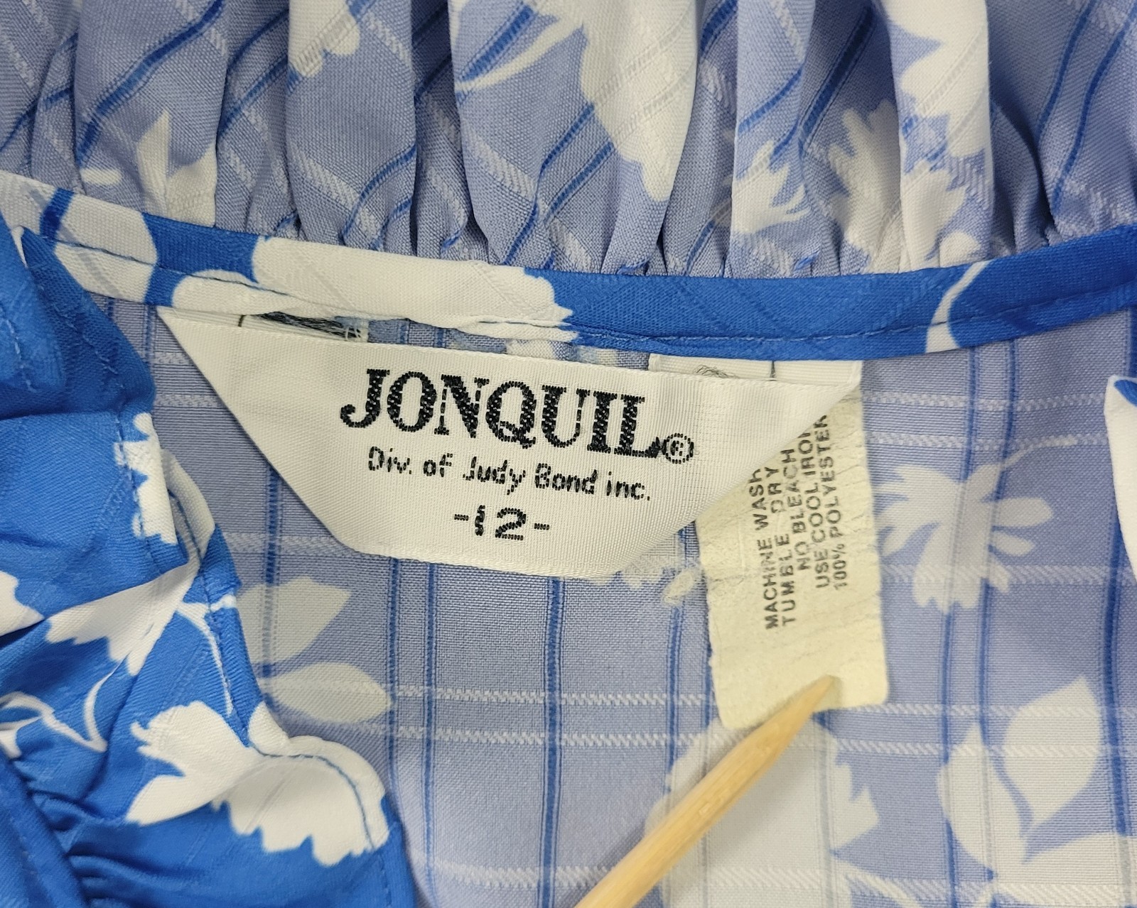 Vtg Jonquil Blue S/S Blouse w White Florals & Ruffled Collar/Button Down Size 12