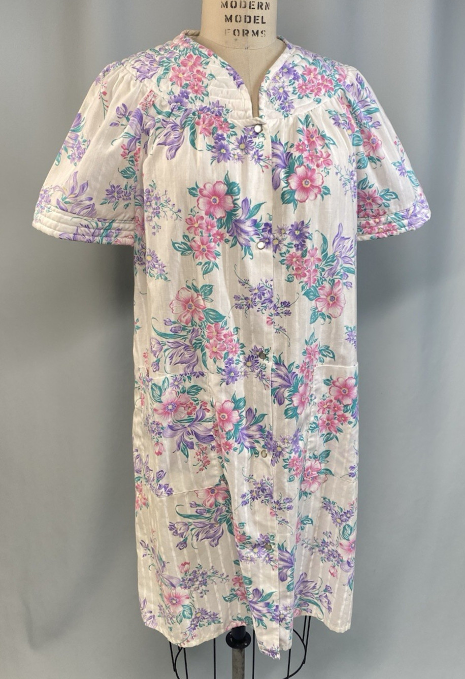 Vintage Nightgown house dress SIZE SMALL MEDIUM floral snap ROSAS CLOSET 80s 90s