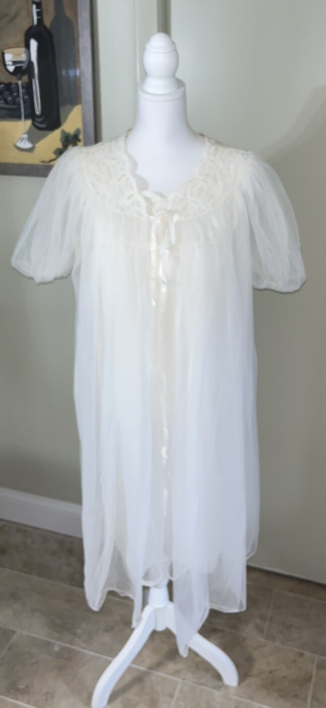 Vintage Avian Peignoir Nightgown And Robe Set White Lace Trim Sheer Small Nylon