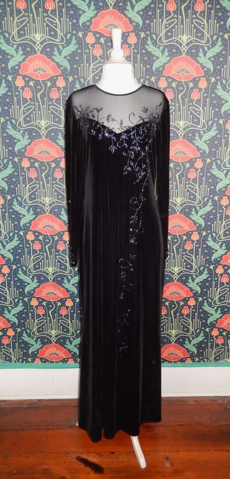 Vintage 90’s Y2K Black Beaded Velvet Mesh Long Sleeve Whimsigoth Maxi Dress 16