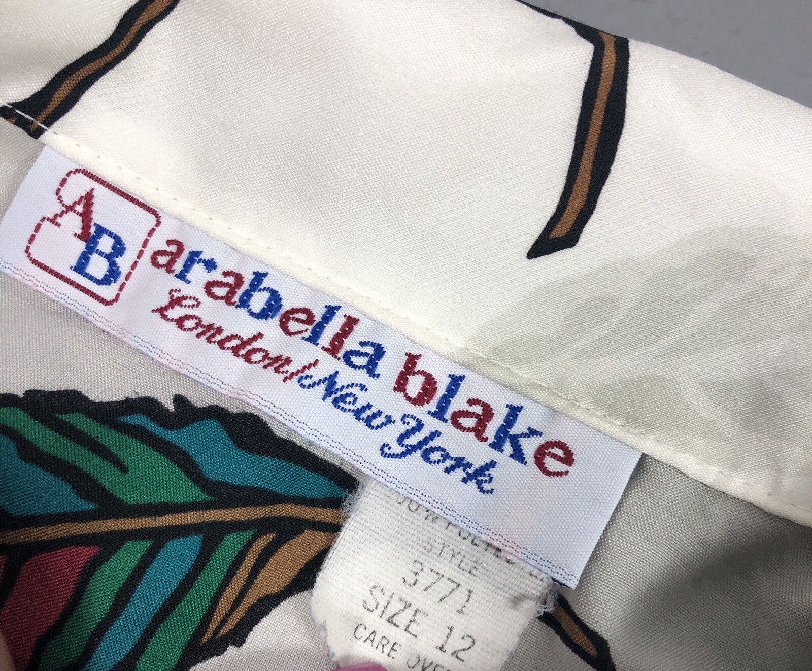 Vintage White Red Green Feather Button Down Long Sleeve Blouse Arabella Blake12