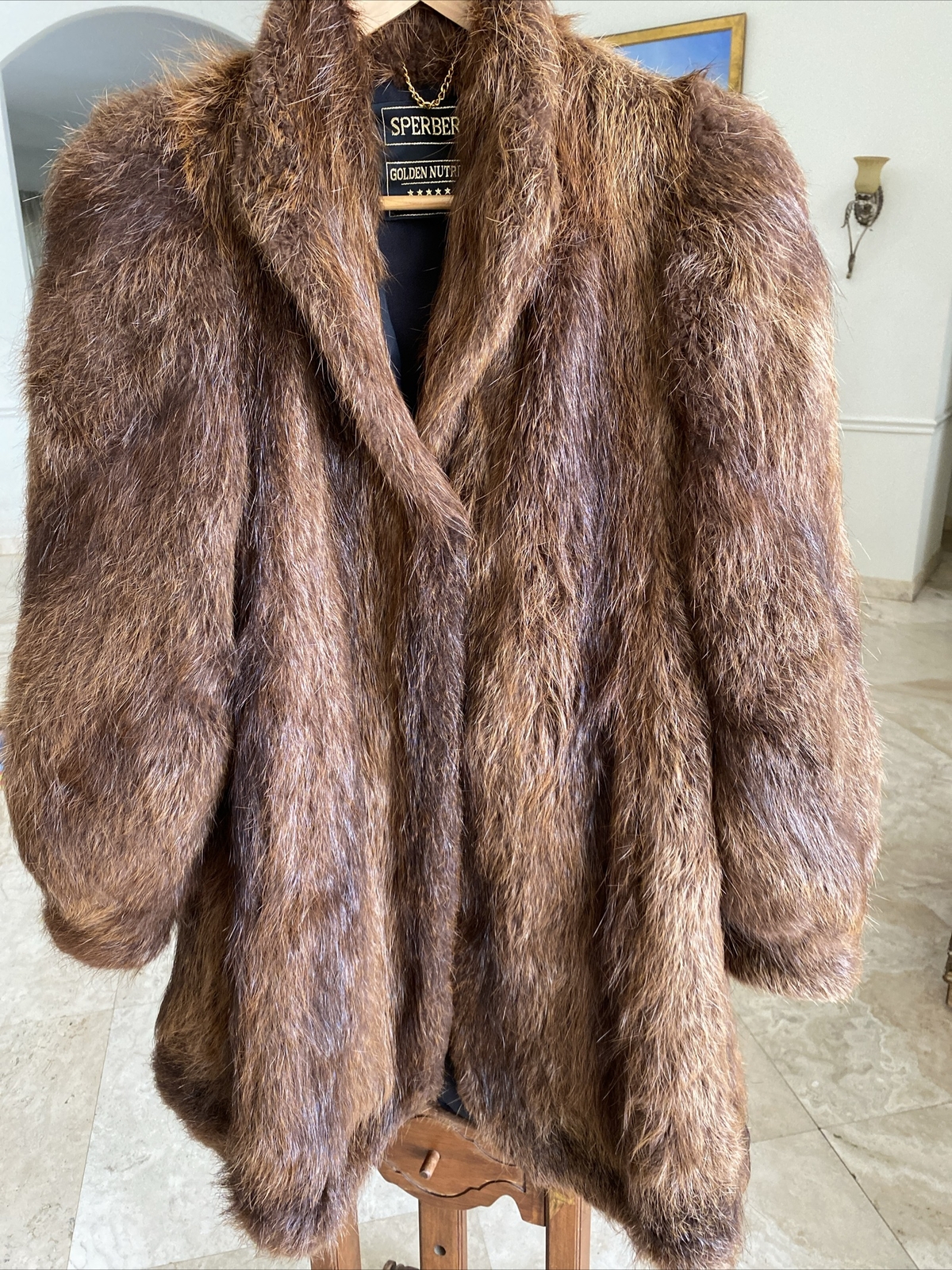 Sperber Argentina Golden Nutria Shades of Brown Fur Coat Shoulder Pads SZ M – L