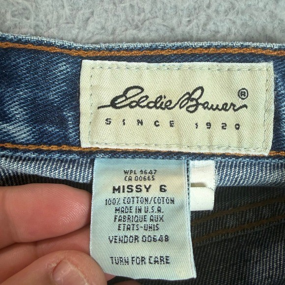 Eddie Bauer Vintage High Waisted Mom Jeans Medium Wash Blue Made in USA Missy 6