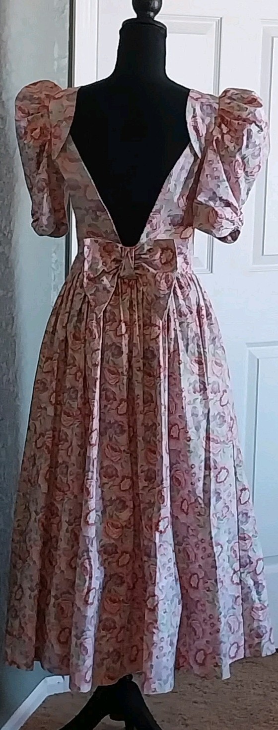 Vtg 1980s Laura Ashley Cottage-core Romantic Puff Sleeve Large Bow Tea Dress