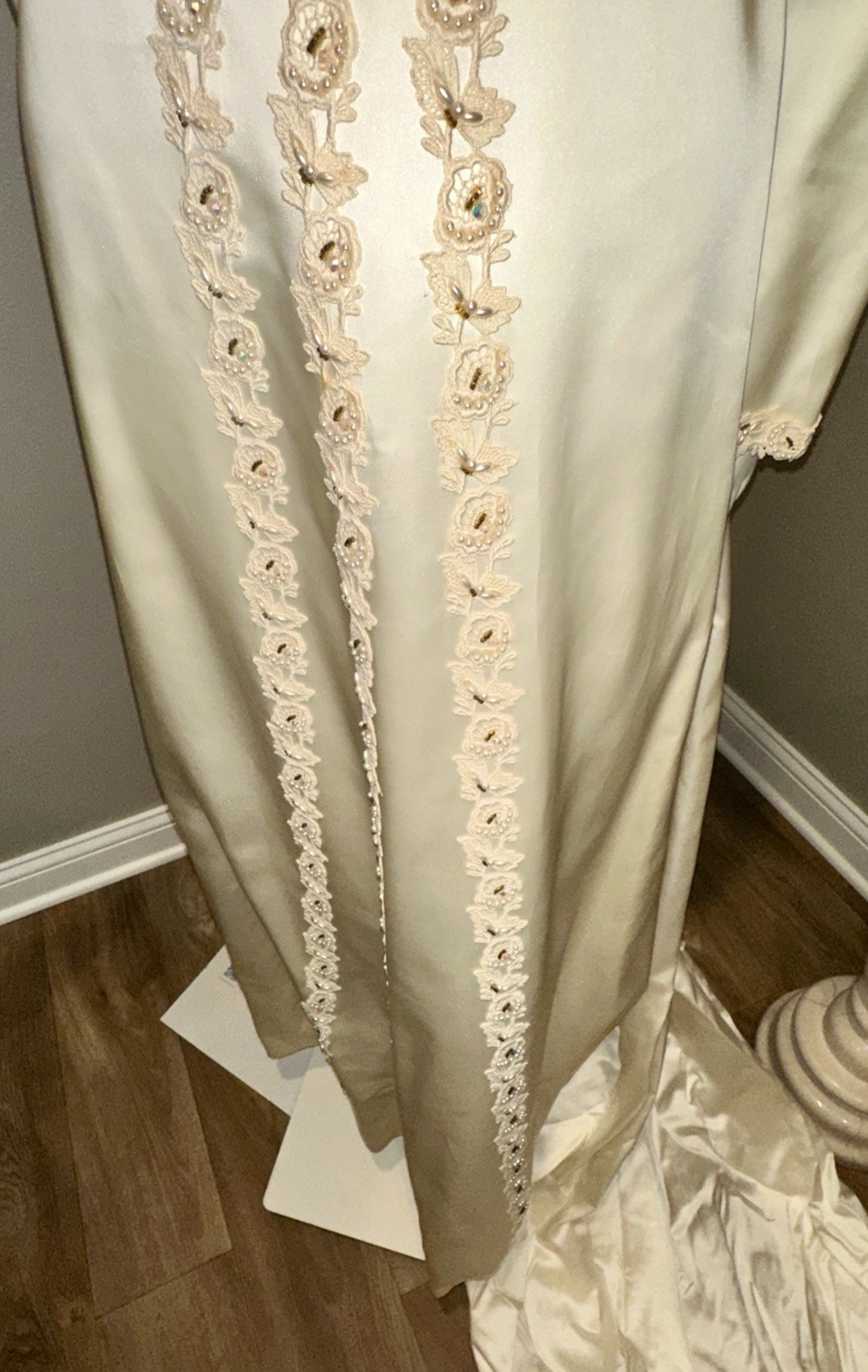 1970’s Pearls-Lace-Satin Bohemian Wedding Gown Angelair By Monika Sz 12 See Meas