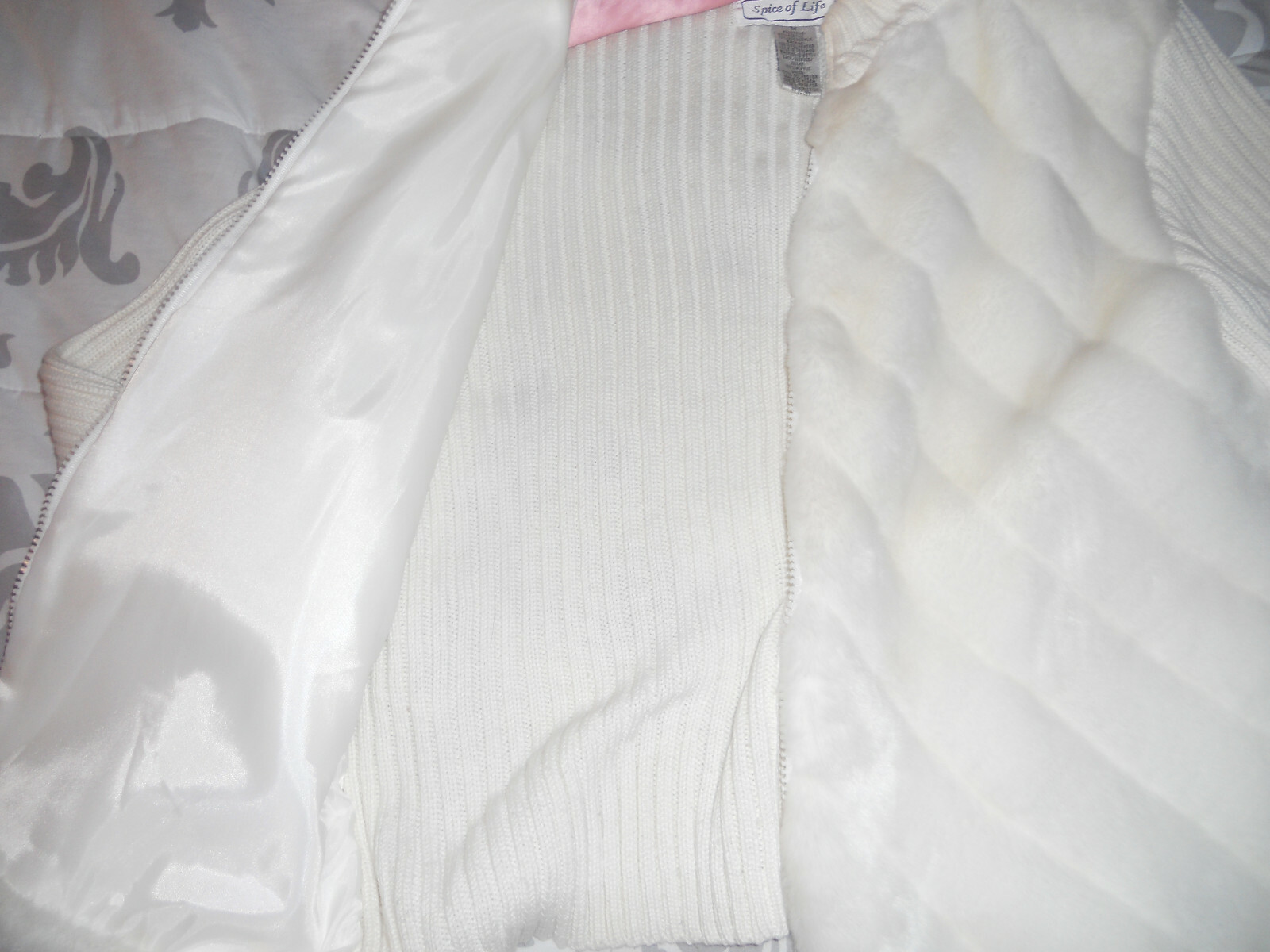 VTG white Womens Sweater faux fur zipper front by Spice of Life Size M