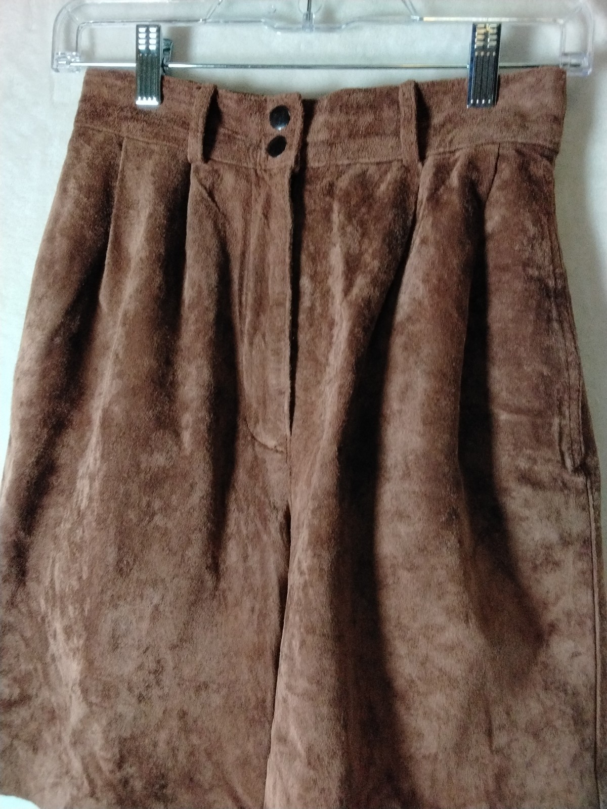 David Hollis Vintage Y2K Brown Suede Leather High Waisted Pleated Shorts SZ 6