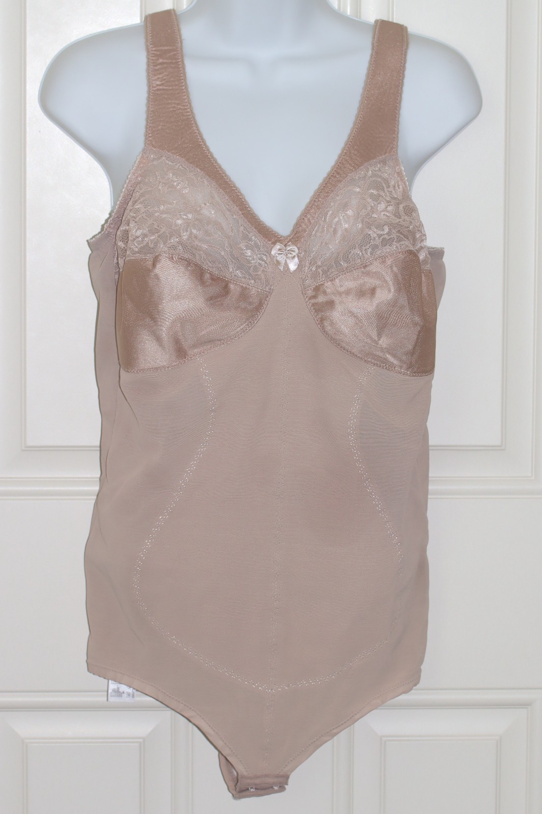 VTG Glamorise 1 piece Body Shaper Girdle 42C beige snap crotch adjustable straps