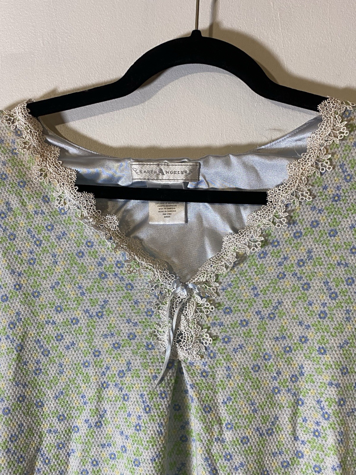 Vintage Floral Nightgown Cottagecore Grandmacore Lace Trim Blue Green Sleepwear