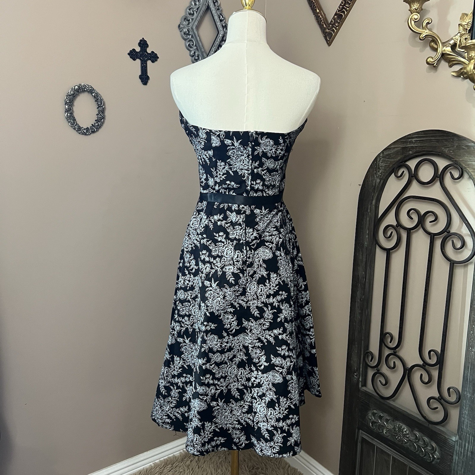 Vintage 90s does 50s Black Floral Toile A Line Strapless Dress Sz Med Gothic