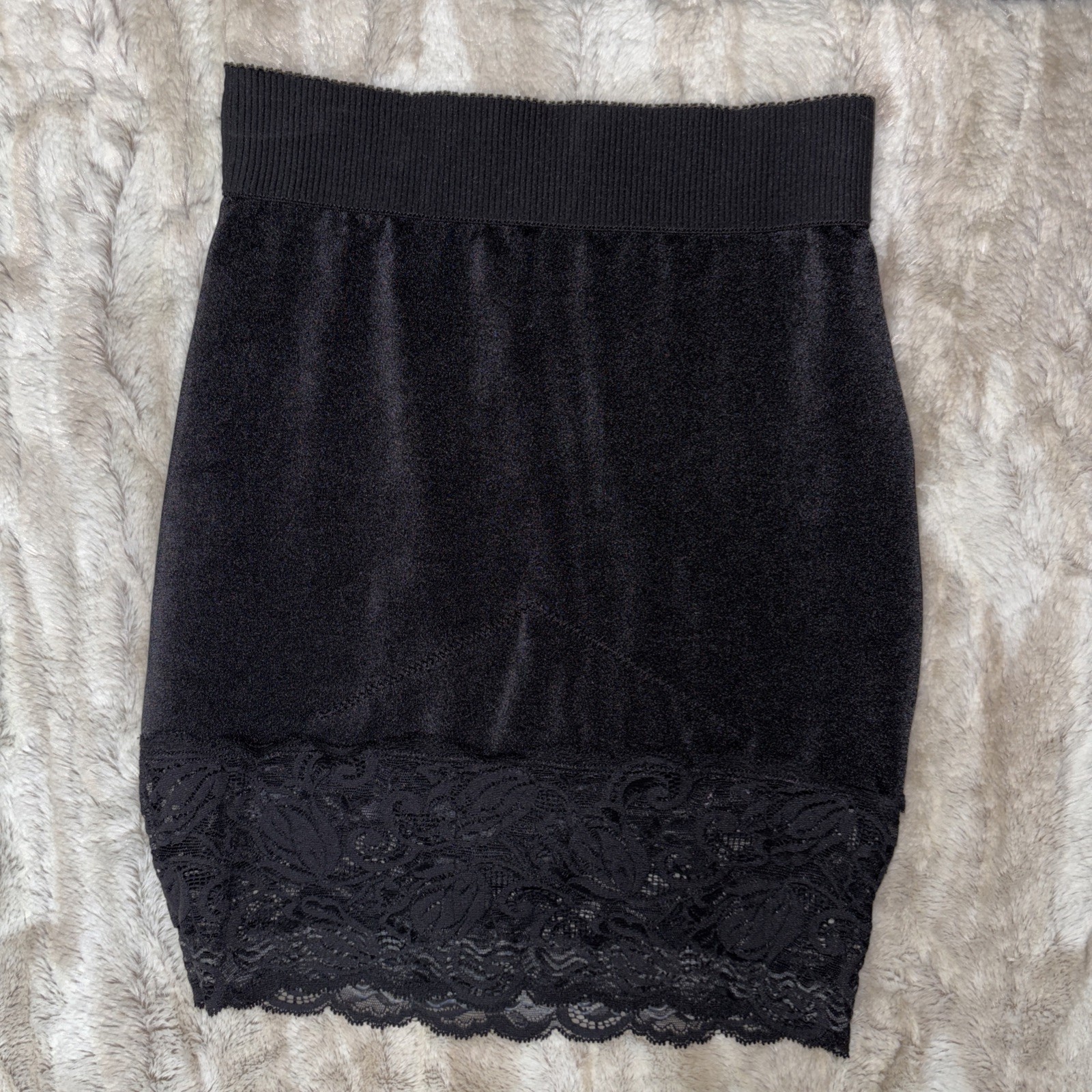 Vintage Second Skin Satin Vanity Fair BLACK Lace Half Slip Shaper Medium 40-194