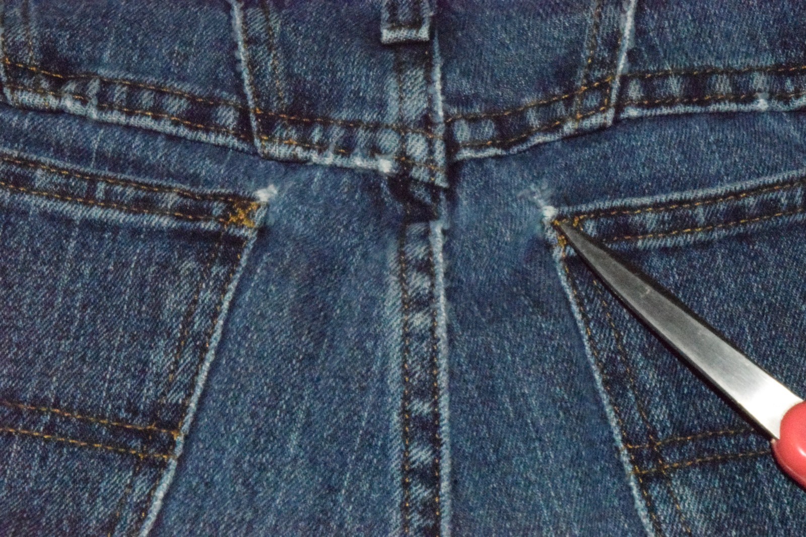 Vintage Lee Riders Jeans Size 28 x 29 90s Classic Blue High Waist Straight Leg
