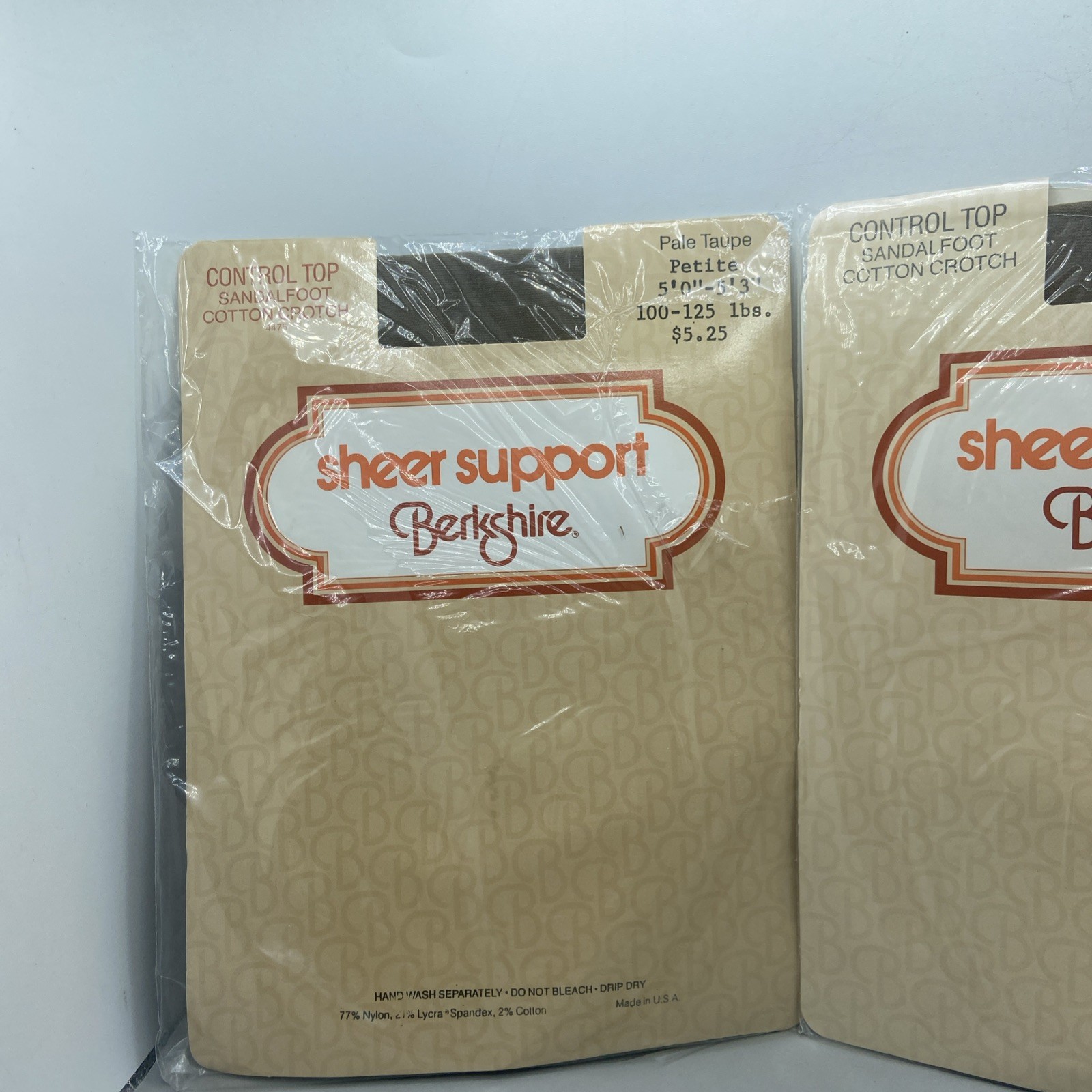 2 – VTG Nos Berkshire Sheer Support Pantyhose – Pale Taupe Average 4475 Sandal