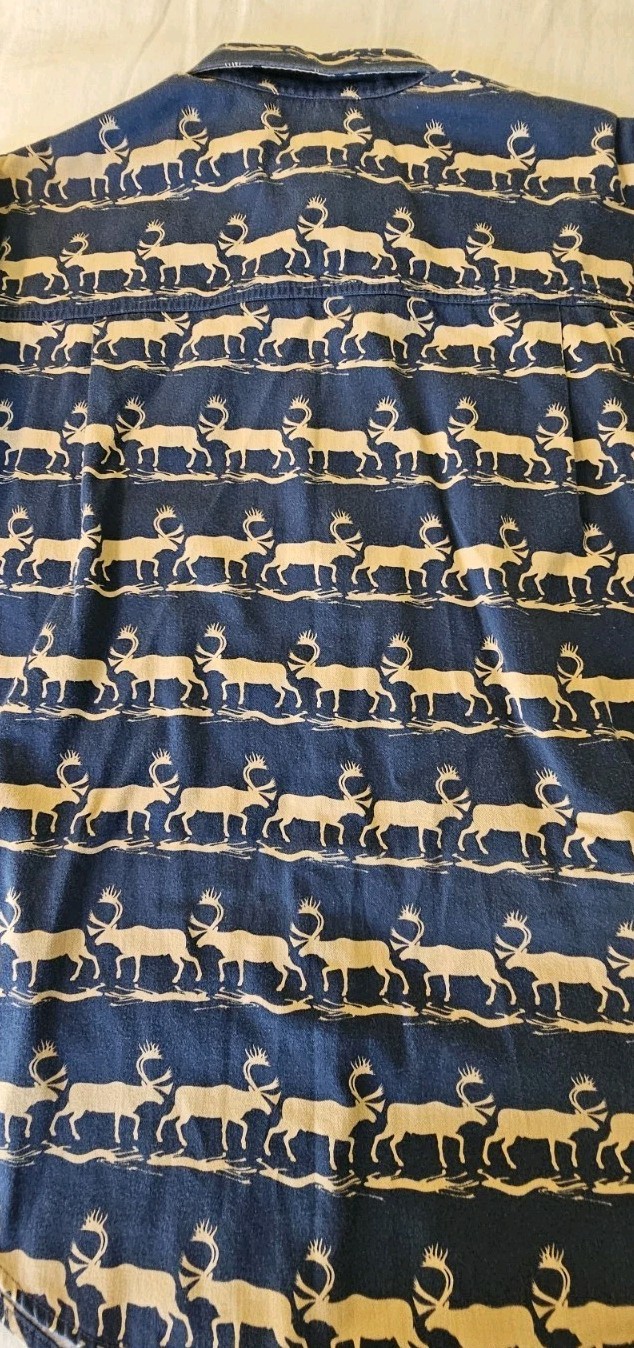 Vtg Barn Fly Casual Button Up Shirt Womens Size L Navy Elk All Over Pattern