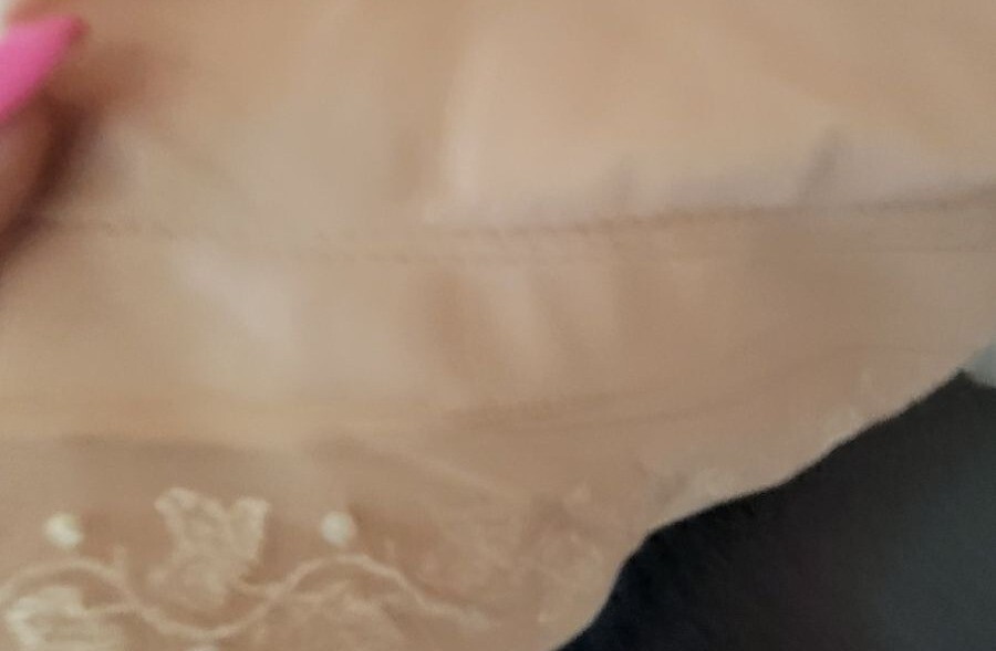 Peach Luxite by Kayser Embroidered Slip Vintage size 34