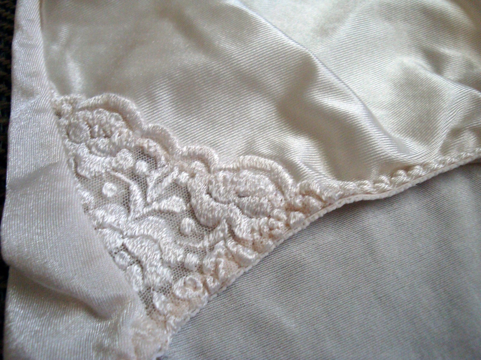Vintage Vanity Fair 7 L White Satin & Lace Brief Style # 13-074