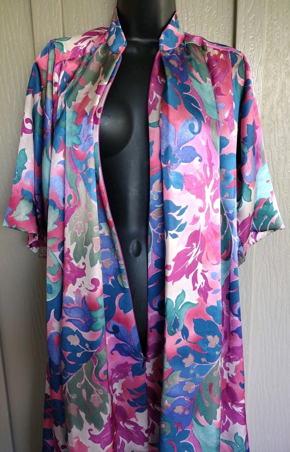 Vintage 80s Ariel MOD Hawaiian Print Colorful Housecoat Robe Petite Small
