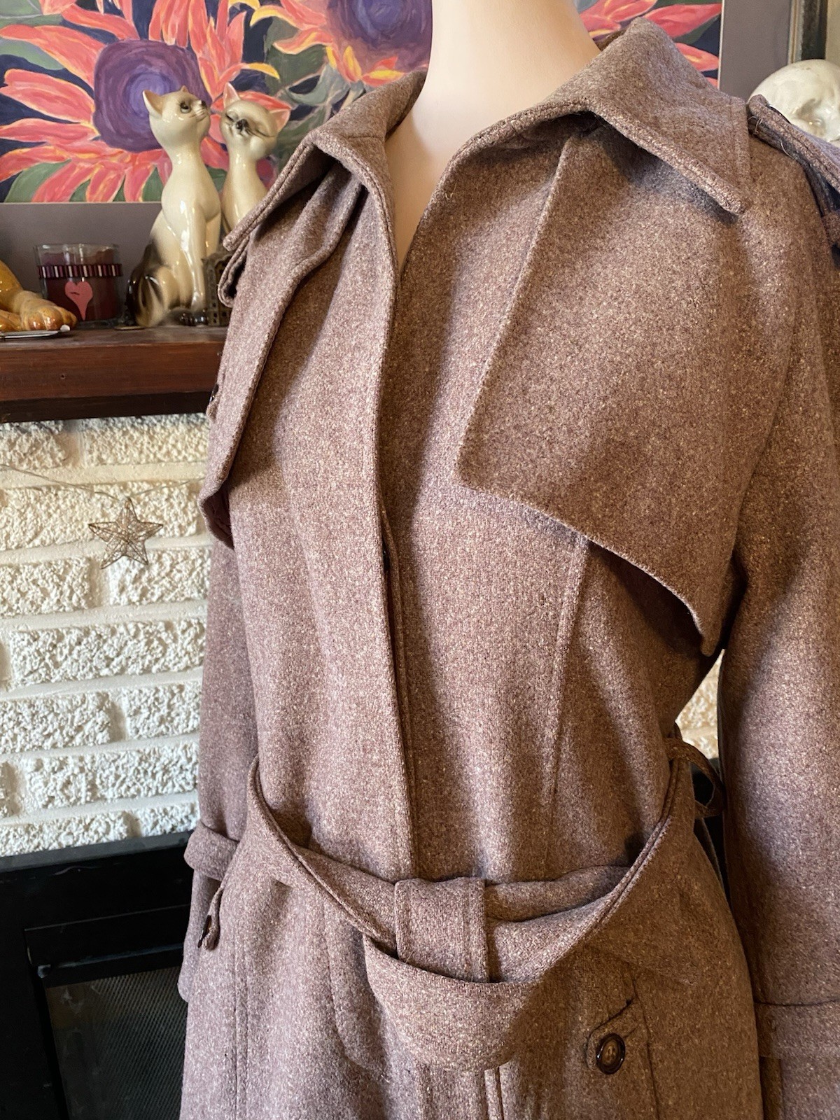 Vintage 1970s Virgin Wool Trench Coat Size 9/10 – Belted Long Overcoat