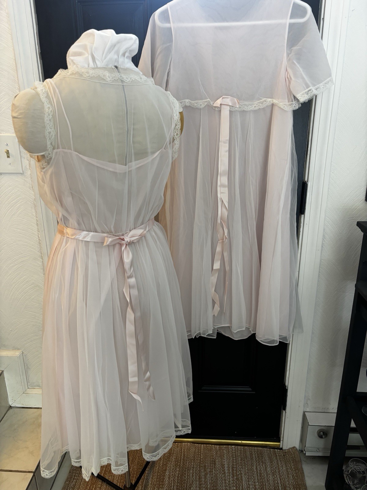 LAROS VTG WEDDING BELL PINK NIGHTGOWN, ROBE PEIGNOIR NEGLIGENCE Size S