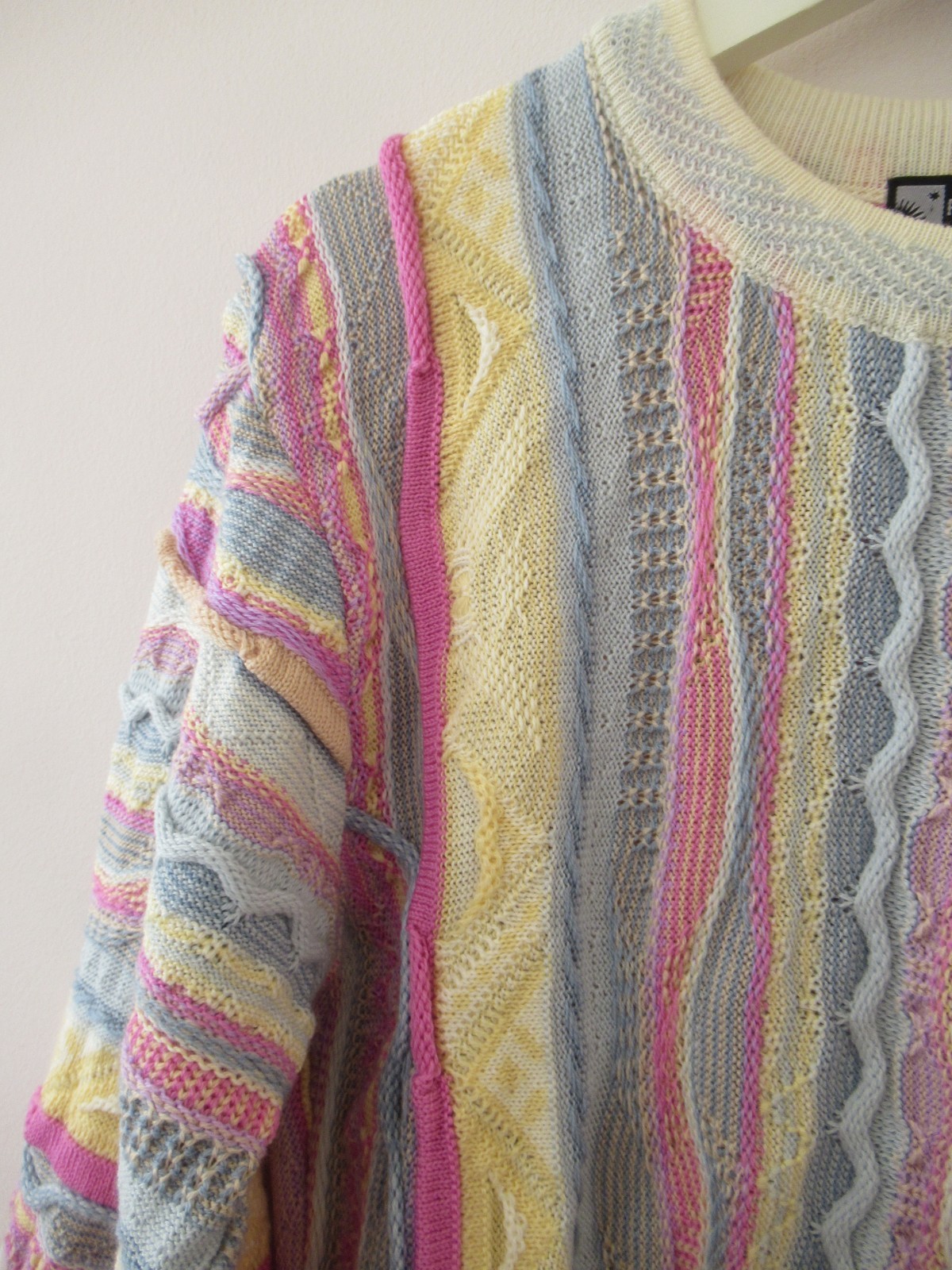 Vintage 80s 3D Pastel Wool Coogie Style Jumper Sweater Small Medium
