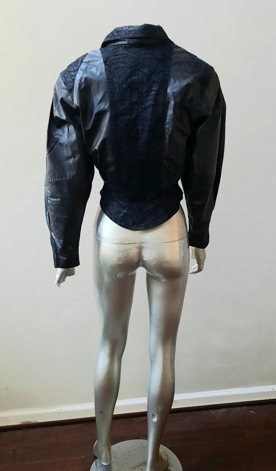LEATHER VTG 80S DOLMAN SLEEVES SHOULDER PADS PLEATS SHORT JACKET sz M