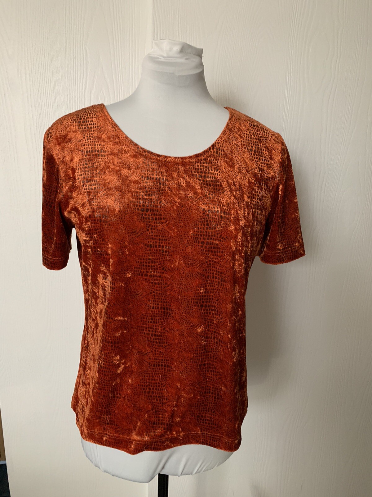 Vintage Gantos Orange Velvet/black reptile Design Women’s Top Sz M