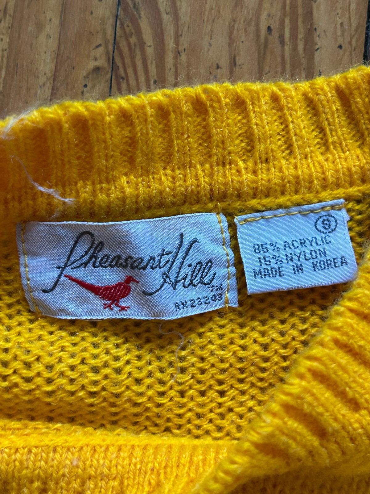 Vintage Pheasant Hill Mustard Yellow Womens Sweater knit Doo Wop Button Small