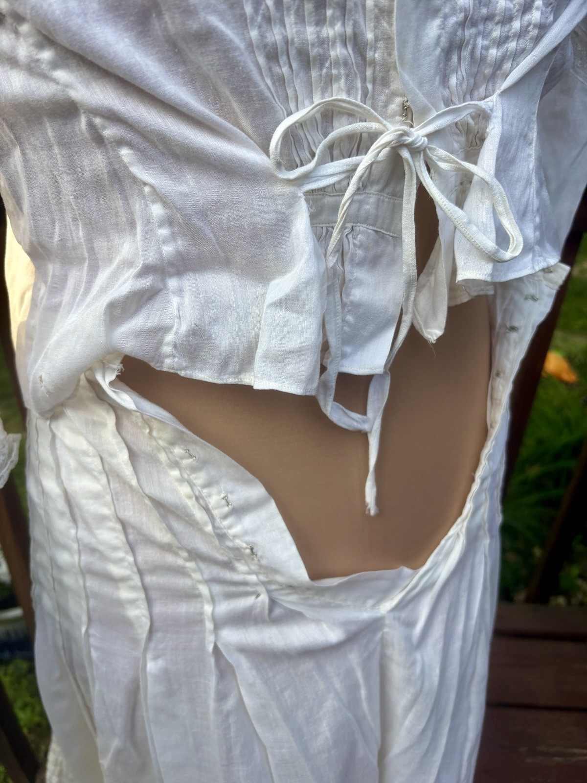 Antique Edwardian Wedding/Lawn/Tea Dress Ivory Cotton Lace Embroidery Small 2pc