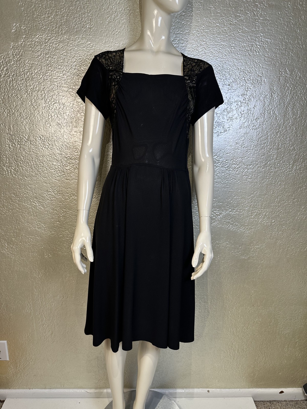 Vintage 1940s Ladies Handmade Black Rayon Dress w/ Silk Lace Shoulder Yoke XS