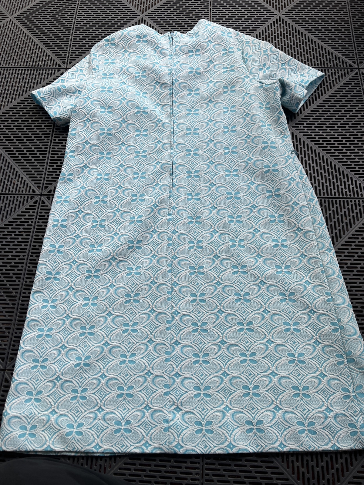 Vtg 60s 70s Mod Blue Textured Floral Poly Knit Shift Dress Front Zip xlarge