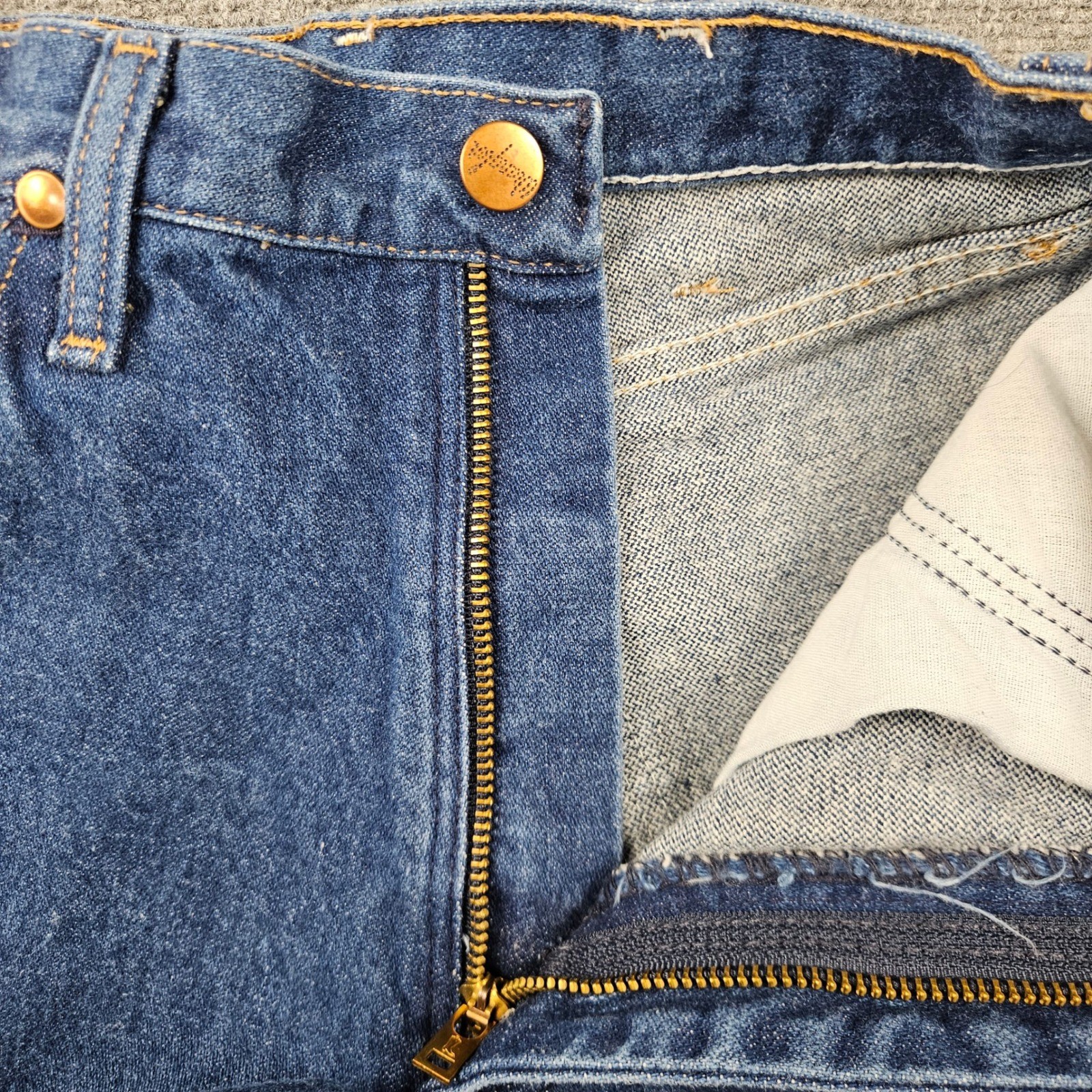 Wrangler 12MWZG Vintage High Waisted Western Jeans Made in USA Blue 5/6 x 34