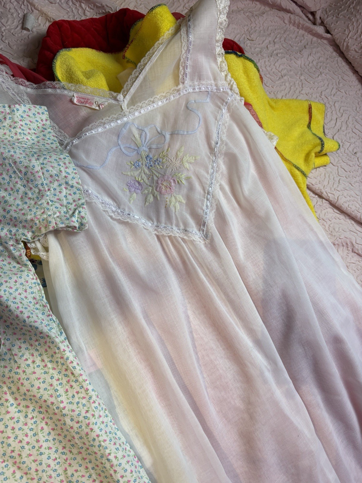 Vintage Reseller Loungewear Lot 1950s 1960s 1970s Pajamas Robes Nightgowns