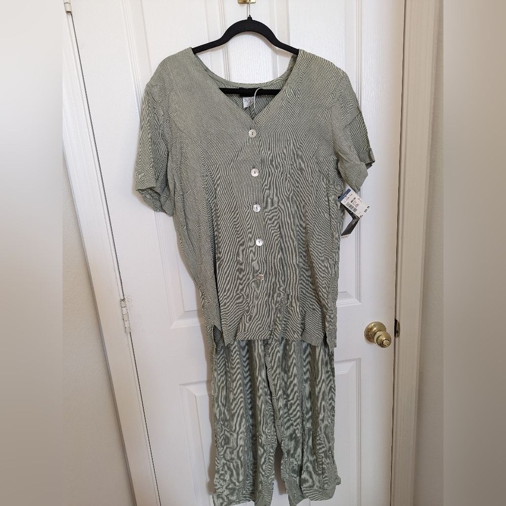 Vintage Deadstock Strped Women Blouse Pant matching set – size M NEW Rayon