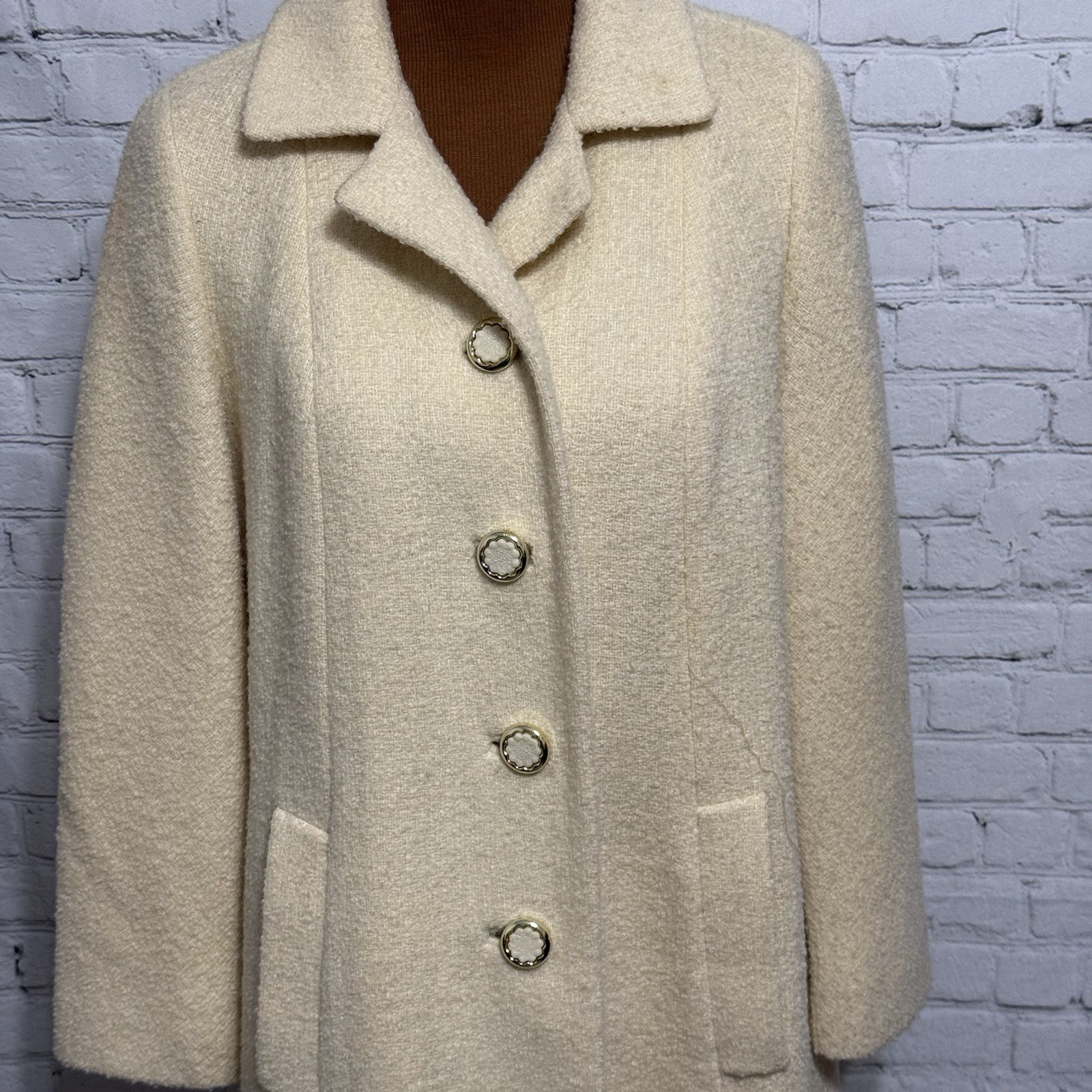 Vintage Shagmoor Cream Wool Button Front Bouclé Coat Size Large FLAWS