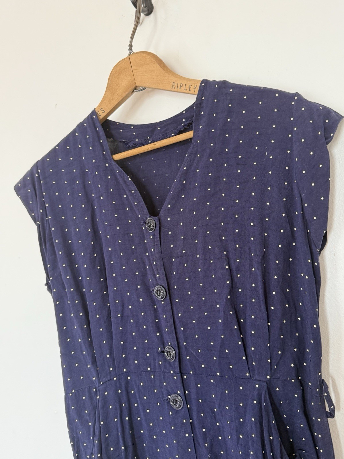 VINTAGE 40s FLOCKED POLKA DOT RAYON JERSEY BUTTON FRONT SLEEVELESS MIDI DRESS SM