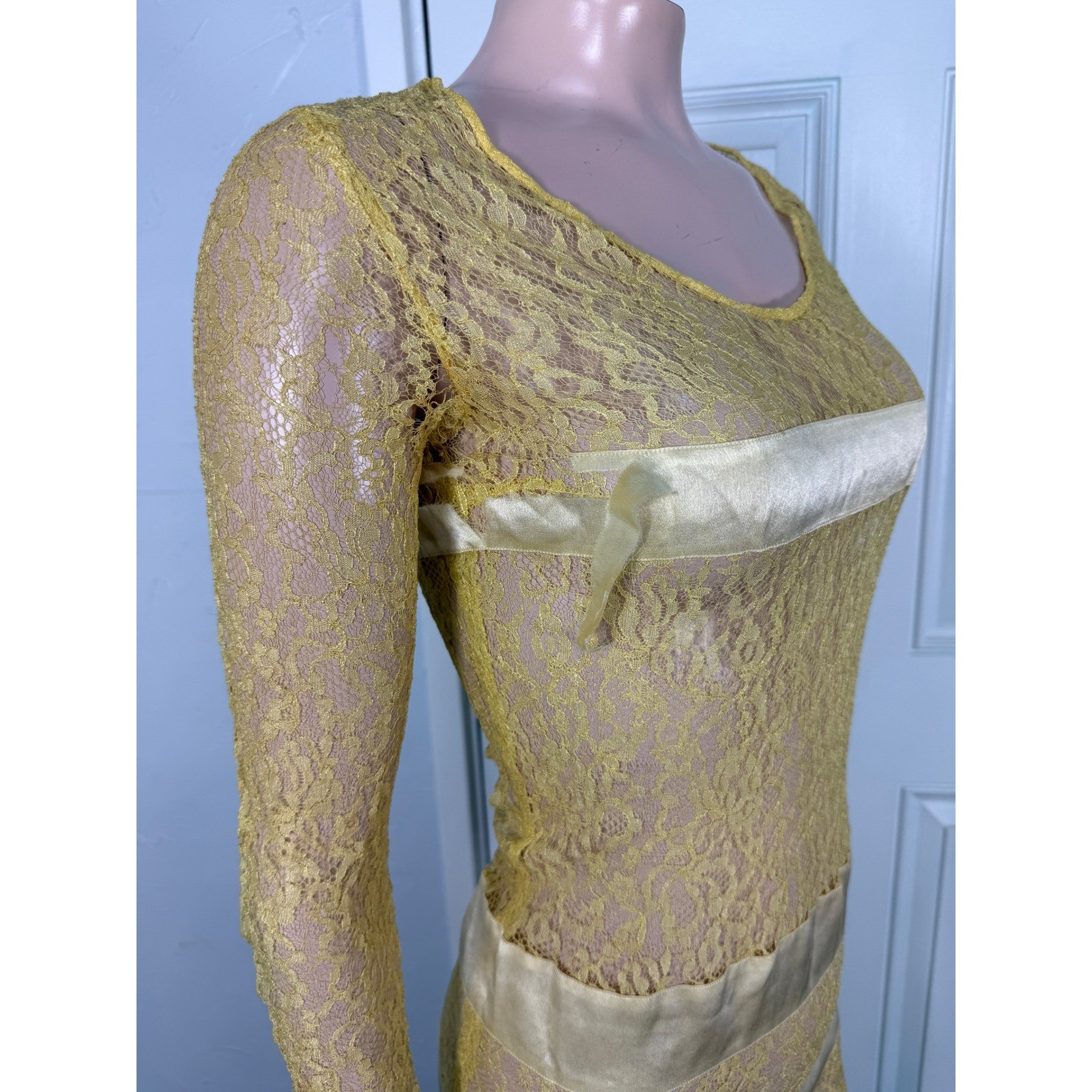 Vintage 1930s Silk Lace Dress Floral Sheer Maxi Long Sleeve Tiered Pullover N21