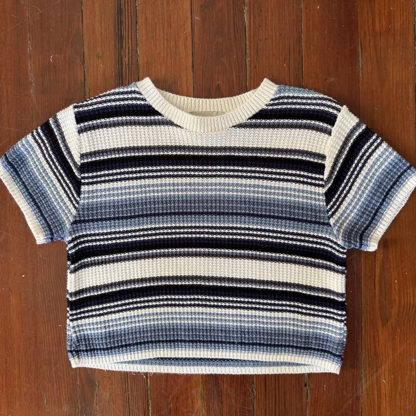 Vintage Croquet Club Women’s Striped Knit Shirt Size Small (see measurements)