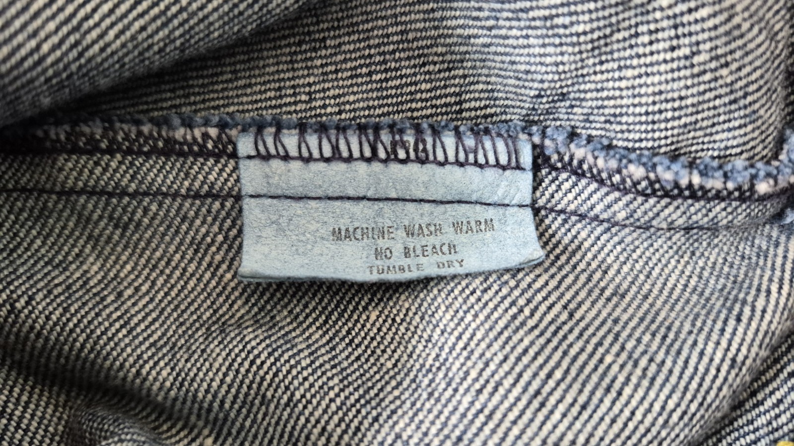 Vintage 70s Denim Pocket A-line Knee Length Snap Front Skirt – Waist 25 inches