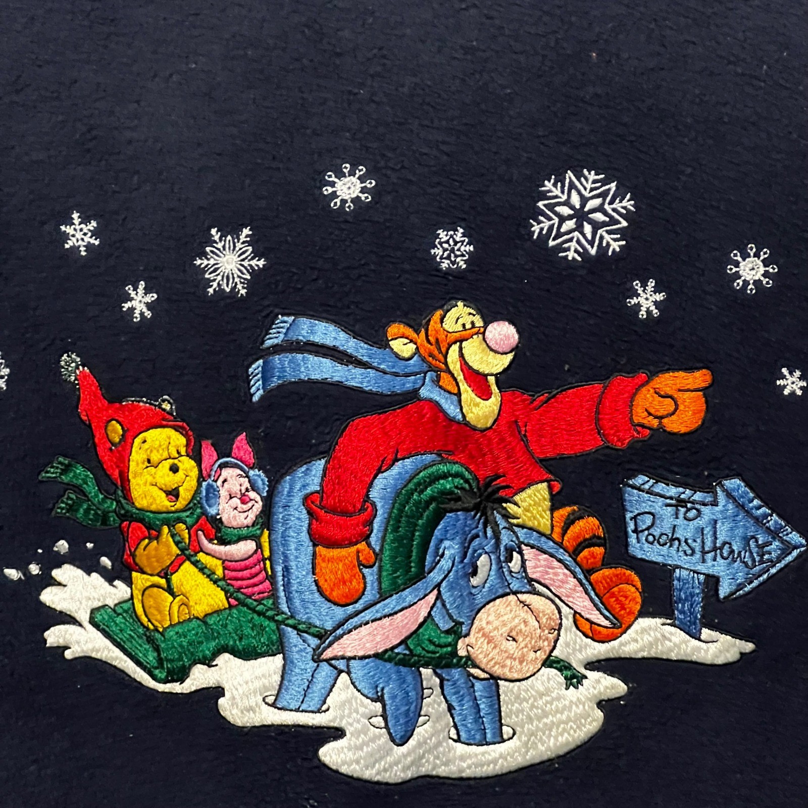 VTG Disney Store Winnie the Pooh Embroidered Nordic Fleece Sweatshirt Navy Sz L