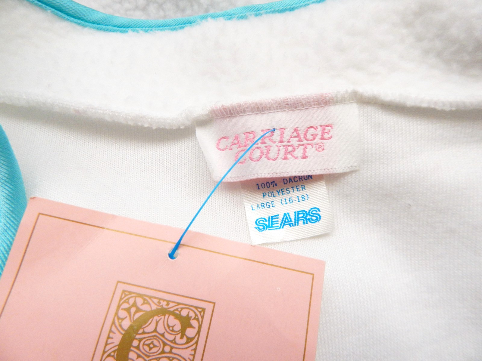 Vtg Sears Carriage Court Robe or Housecoat Embroidery Detail Size L 16/18 NWT