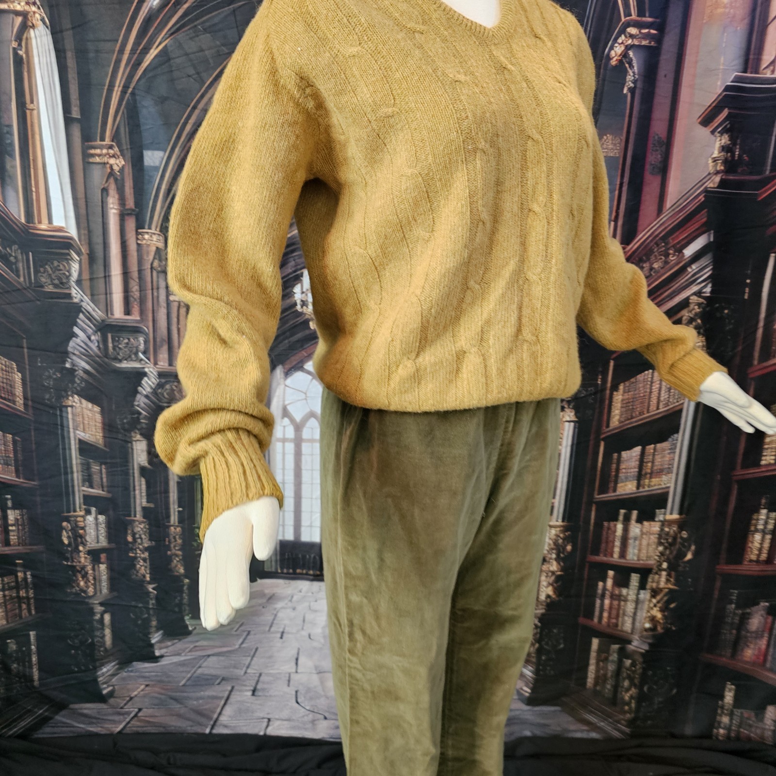 Vintage 1970’s Sweater Mustard Yellow V-Neck Pullover Cable Knit
