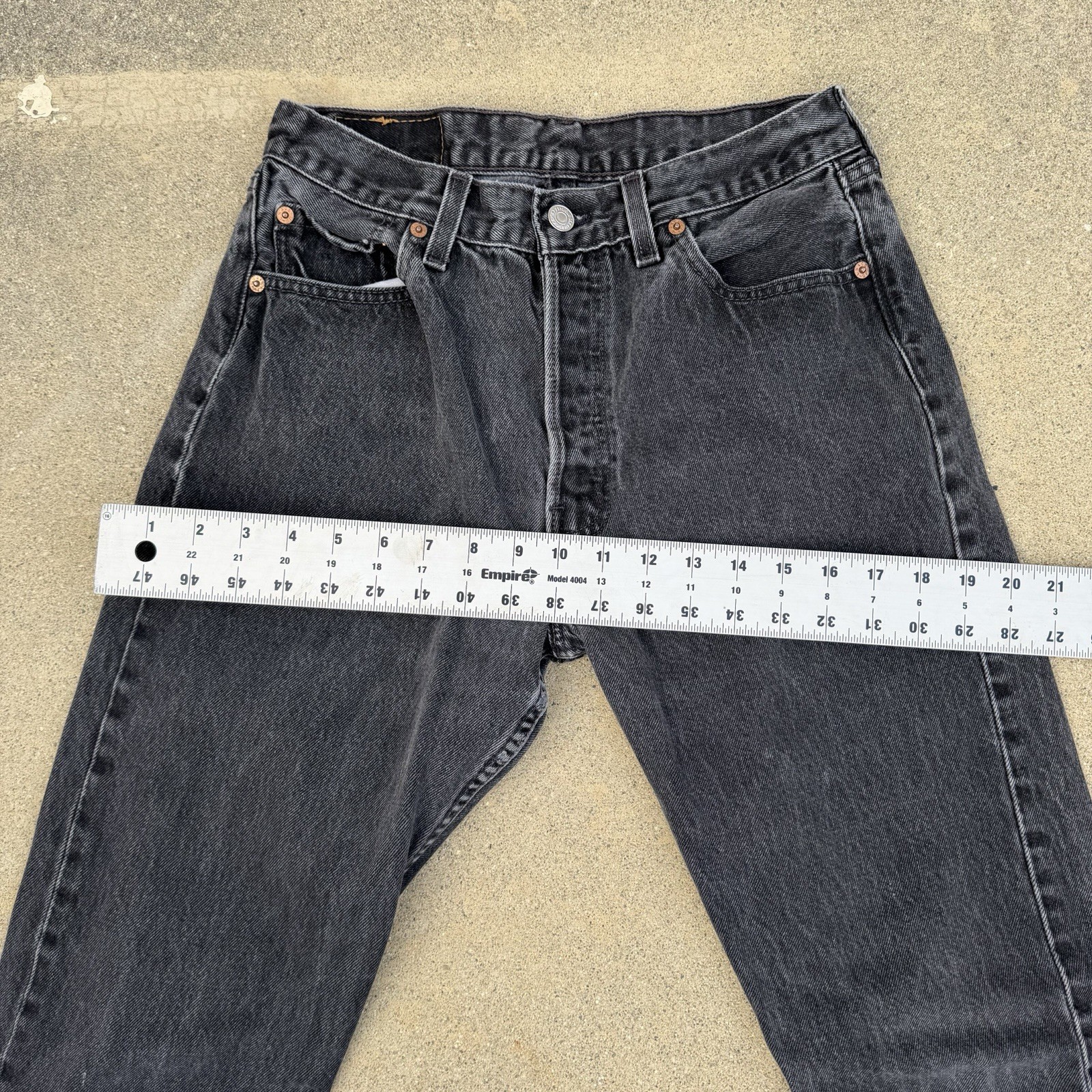 Vintage Levi’s 501 Women’s Black Sz 30×30 Actual 27×28 Made In USA