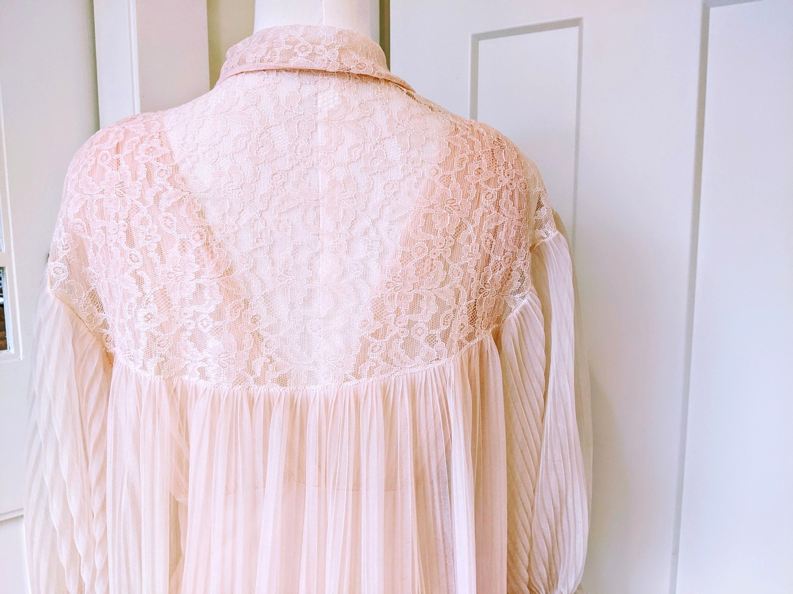 Vintage Nylon Tricot & Lace Pale Pink Very Sheer Peignoir Set Size M Gorgeous!!