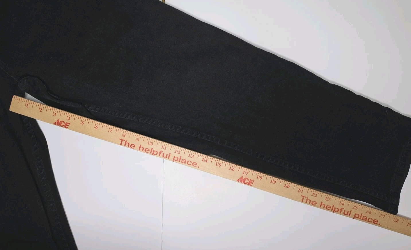 VTG Levi’s 550 Jeans Women’s 14 30×28 Black Relaxed Fit Tapered Leg Brazil 90s