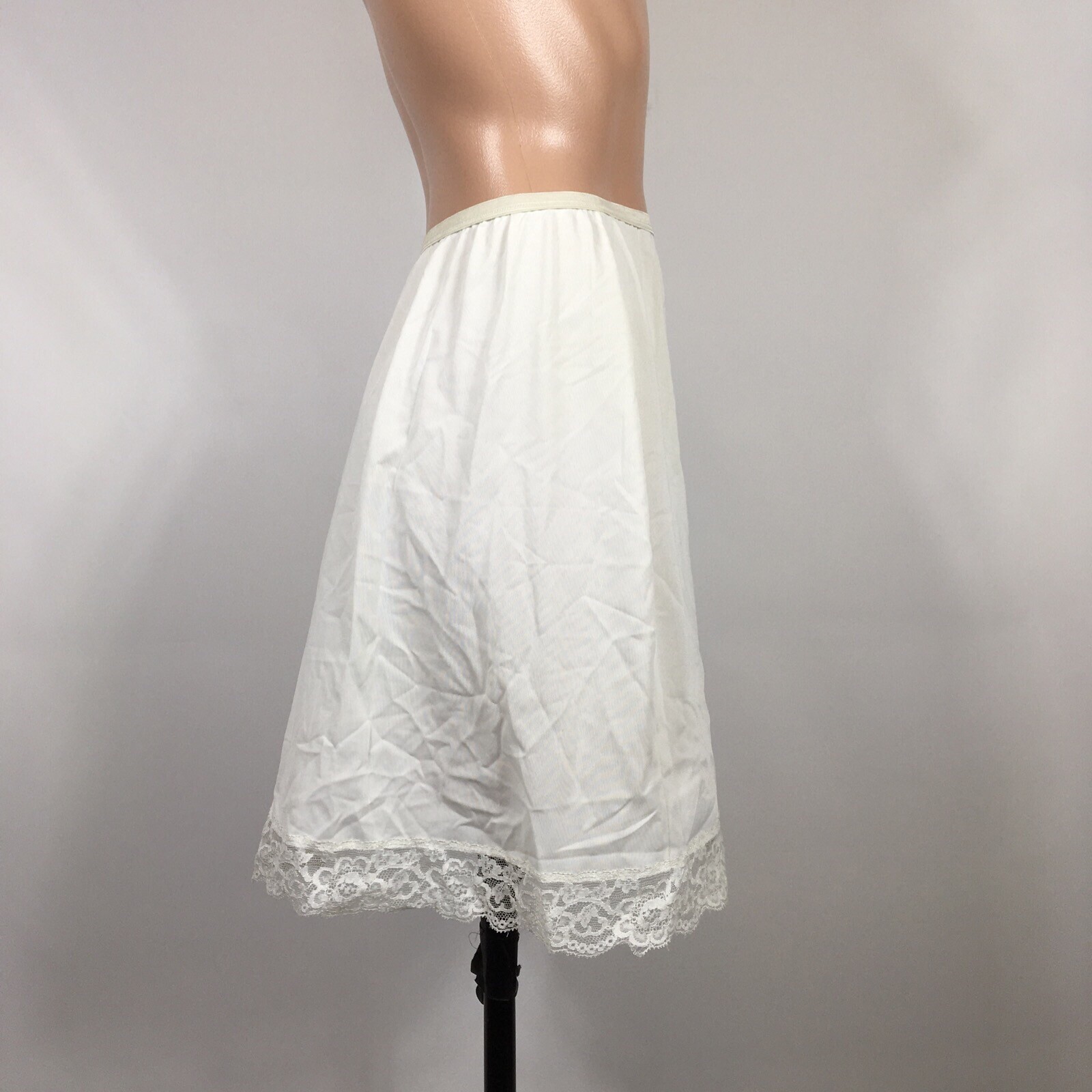 Formfit Rogers Nylon Mini Slip w Ecru Lace Vintage White Half Slip 12-14